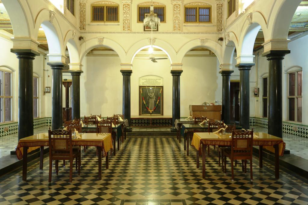 Chettinadu Mansion - An Authentic Heritage Palace Kānādukāttān Bagian luar foto